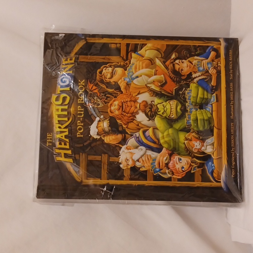 The Hearthstone Pop-Up Book by Mike Sass - Blizzard Entertainment Card Game NEW